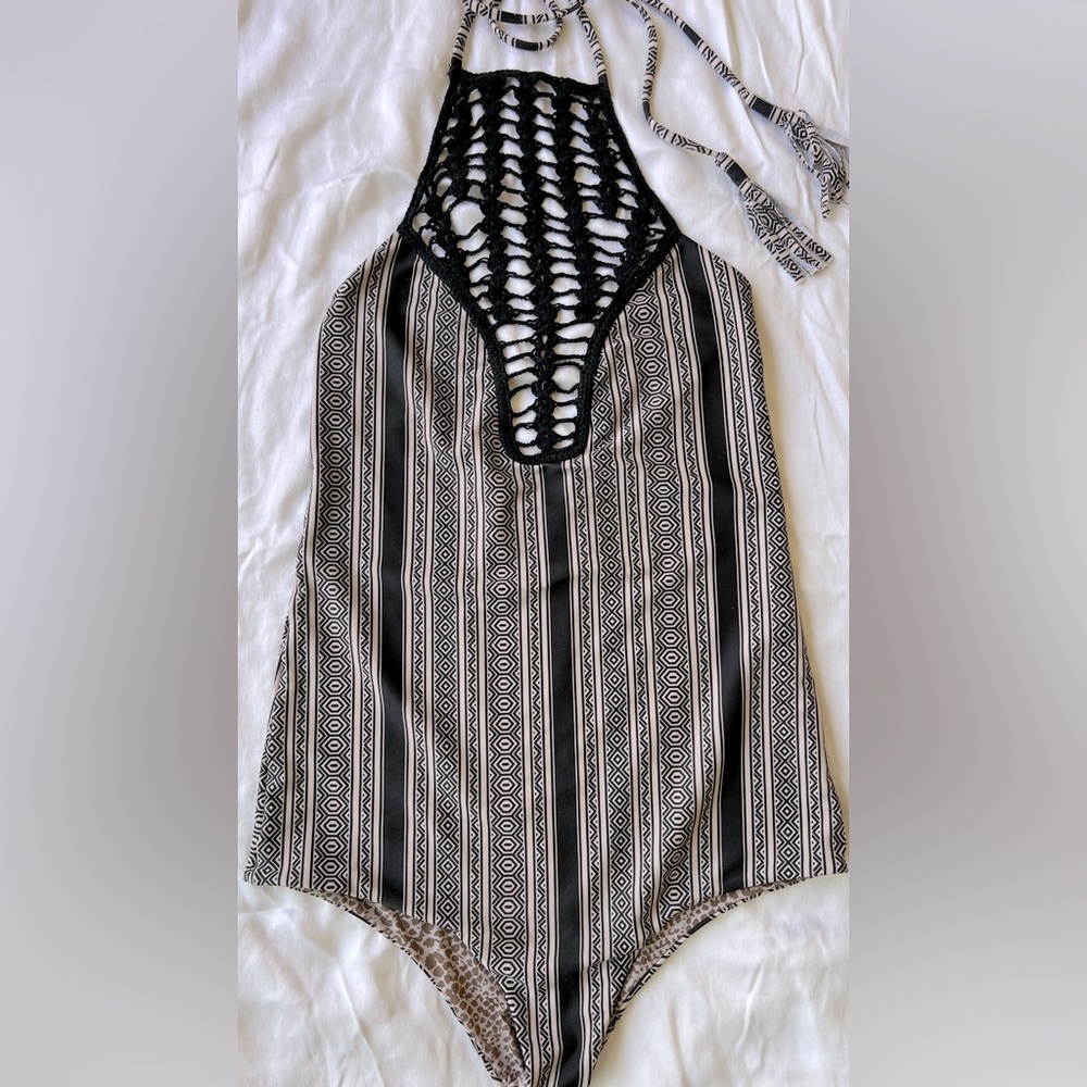 Acacia Swimwear - Polynesian One Piece Swimsuit (Size Small)